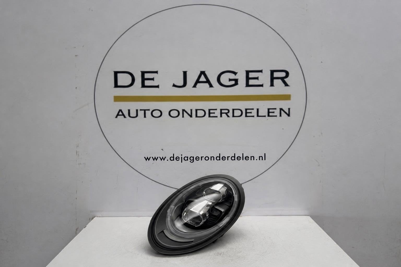 Porsche 911 991 FL Full LED koplamp links 991631171, Auto-onderdelen, Gebruikt, Porscheplatz 1
70435  Stuttgart, DE, Porsche, Info@porsche.de