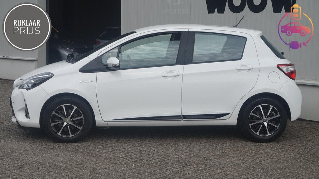 Toyota Yaris 1.5 Hybrid Design Sport, Auto's, 12 maanden, Gebruikt, Euro 6, 4 cilinders