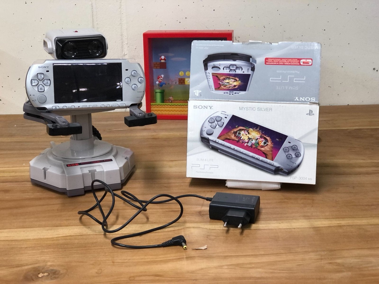 Gezocht: PSP 3004 (defect of compleet, met/zonder games), Spelcomputers en Games, Spelcomputers | Sony PSP, Ophalen, Niet werkend