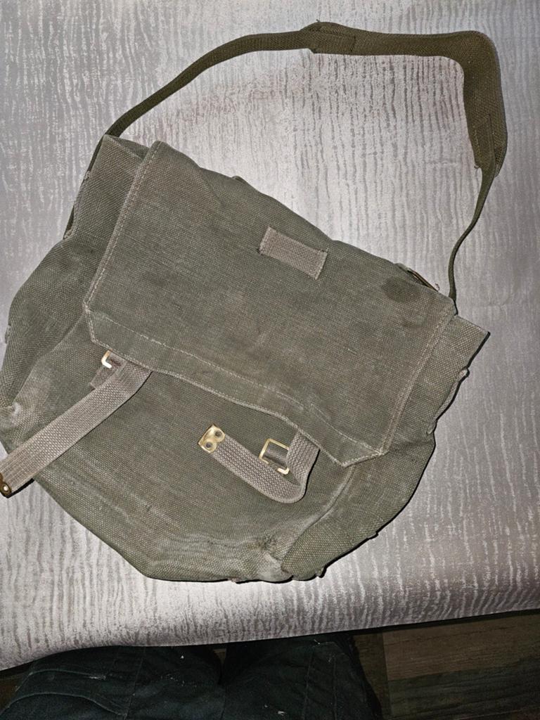 Leger Pukkel - Gebruikte Militaire Schoudertas, Overige merken, Gebruikt, 25 tot 40 cm, Ophalen of Verzenden