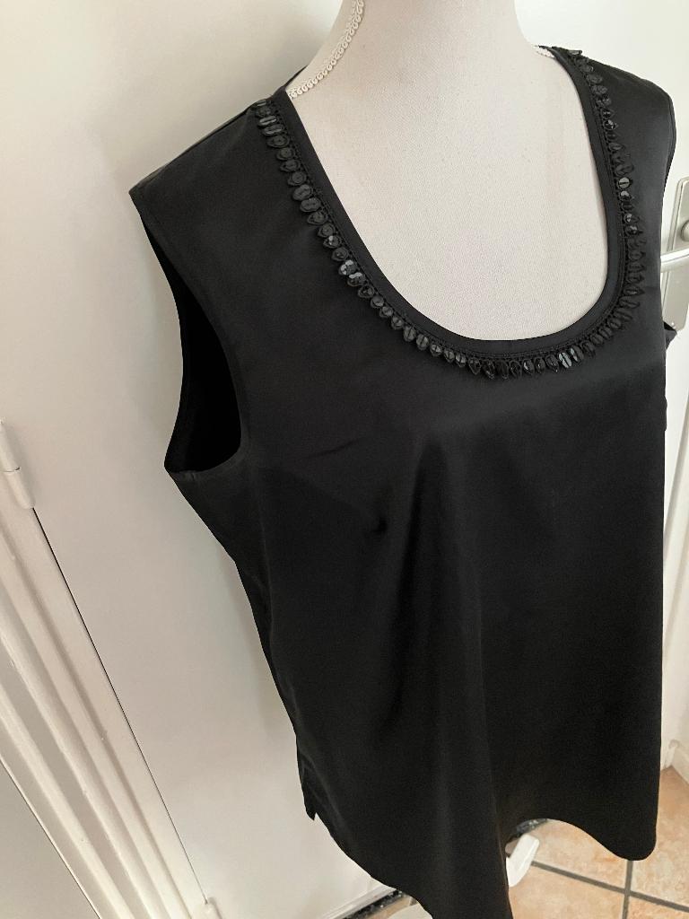 chalou valt als maat XL oksel tot oksel 62 cm, Kleding | Dames, Tops, Zwart, Maat 46/48 (XL) of groter, Chalou, Ophalen of Verzenden