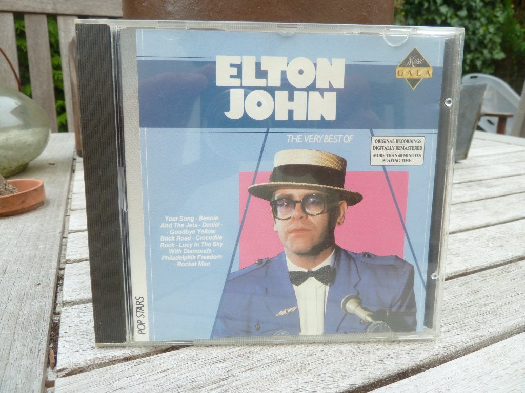 Elton John - The Very Best Of CD, Pop, Ophalen of Verzenden, Zo goed als nieuw, Verzamelalbum