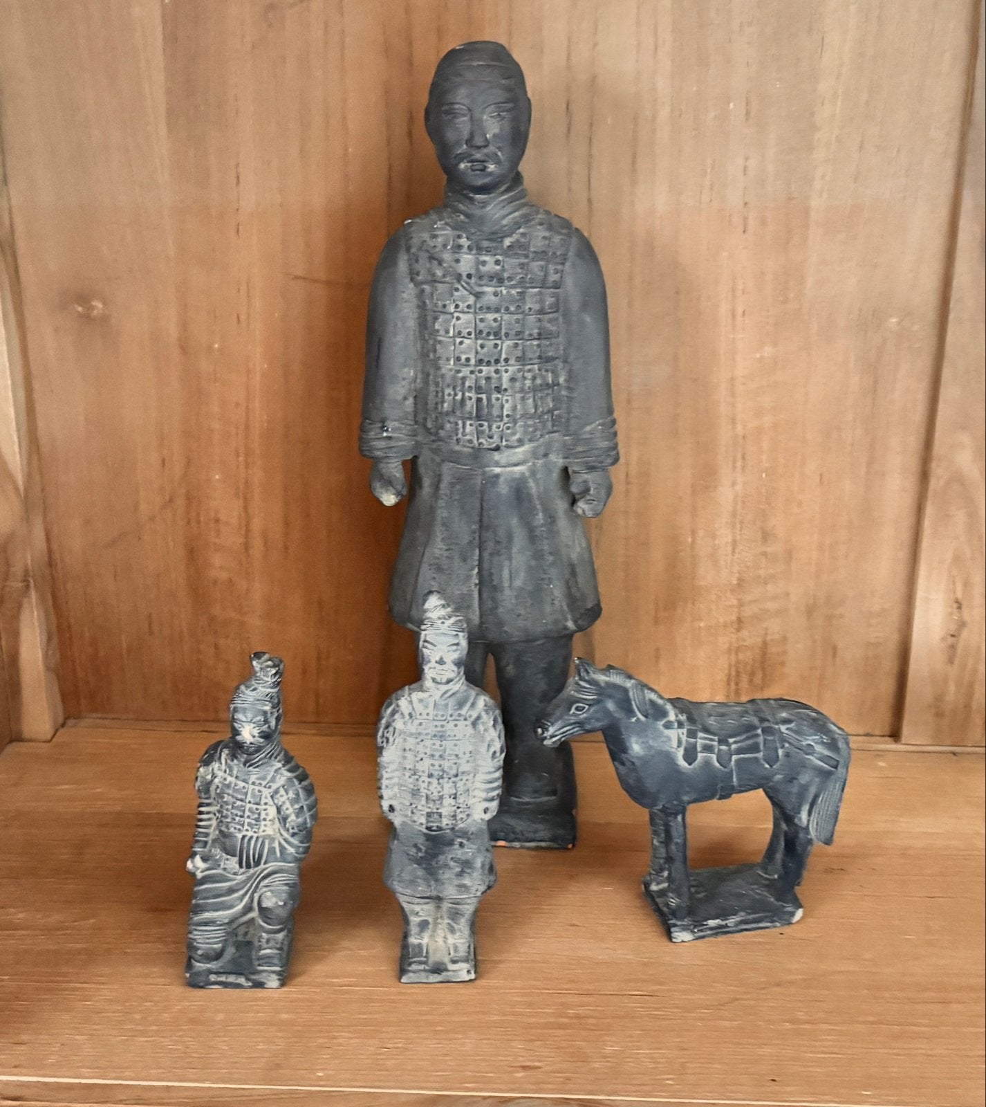 Terracotta Krijgers Beeldjes - Set van 4, Antiek en Kunst, Ophalen, Groep mensen, 20 - 50 cm, Steen of Keramiek