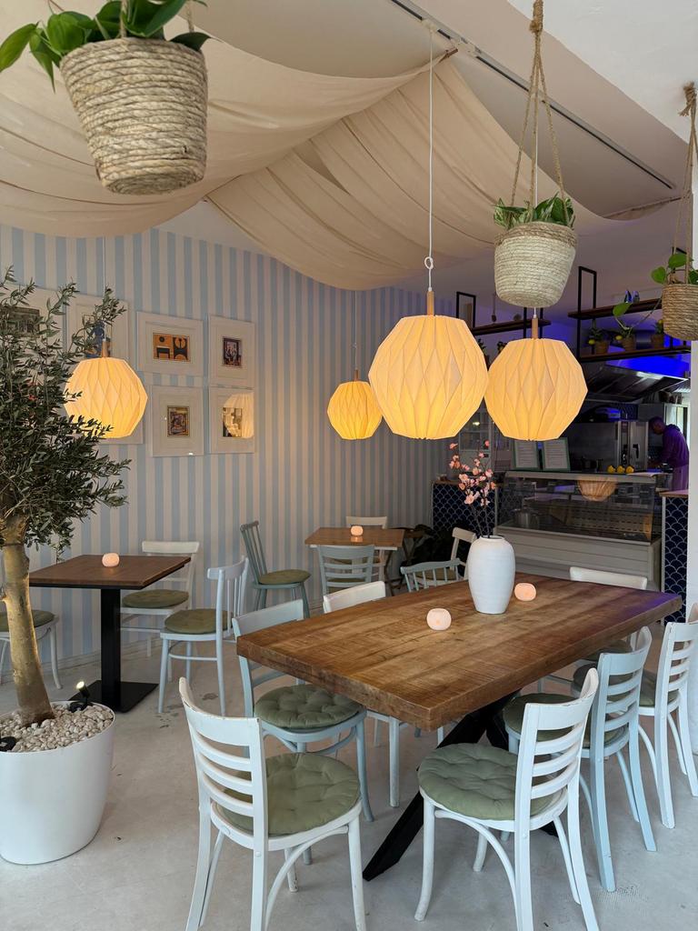 Super nice lunch room/ overname  DH/ Read description below., Zakelijke goederen, Exploitaties en Overnames
