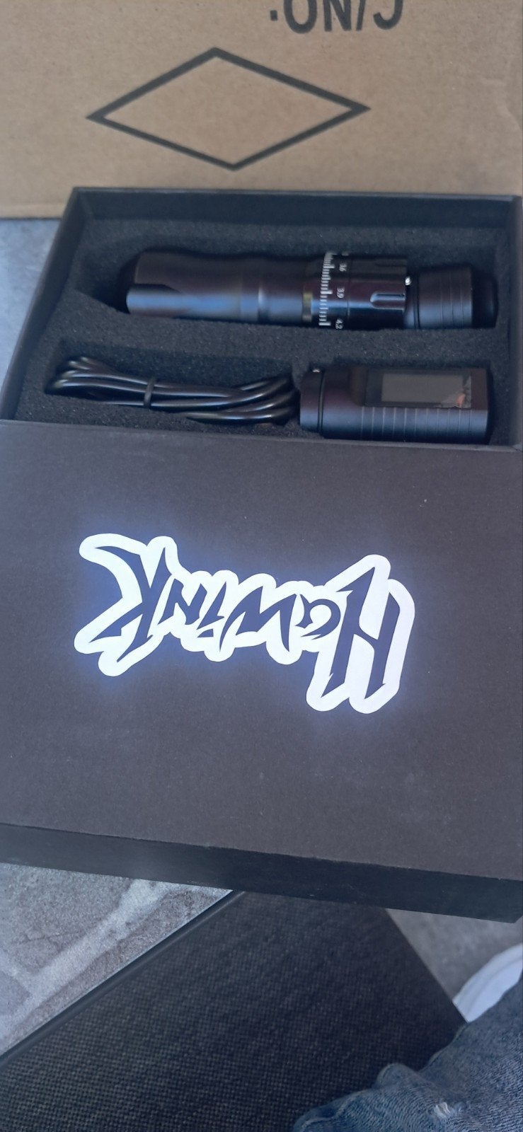 HAWINK Draadloze Tattoo Machine Kit, Hobby en Vrije tijd, Overige Hobby en Vrije tijd, Ophalen of Verzenden, Zo goed als nieuw
