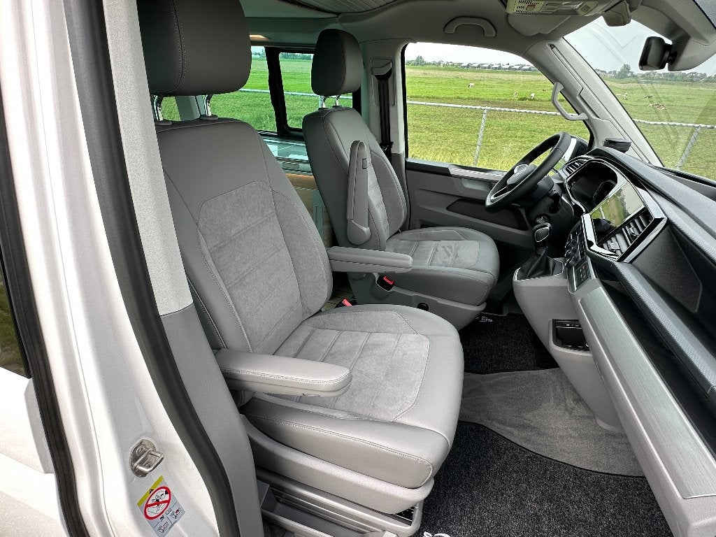 Foto 16 van Volkswagen Transporter T6.1 4Motion California Ocean
