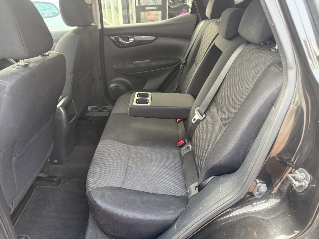 Foto 10 van Nissan QASHQAI 1.2 N-Connecta | navi | camera | (bj 2017)