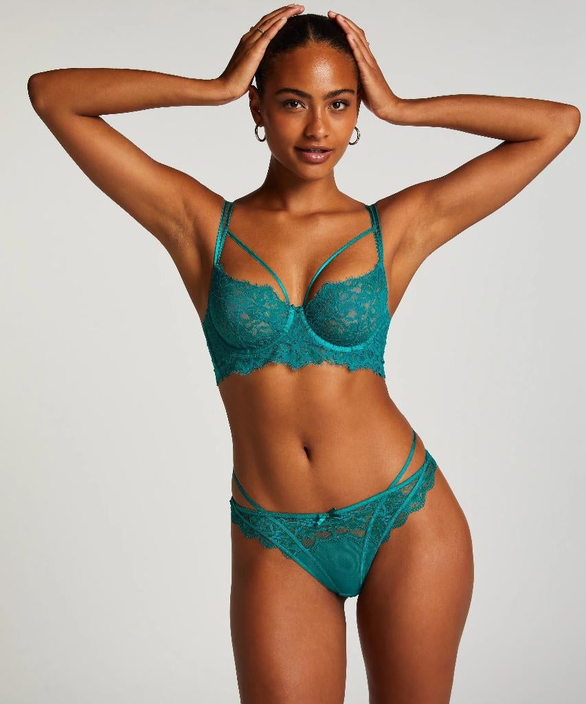 Hunkemöller Lorna String Groen maat S en M (911), Ophalen of Verzenden, Zwart, String