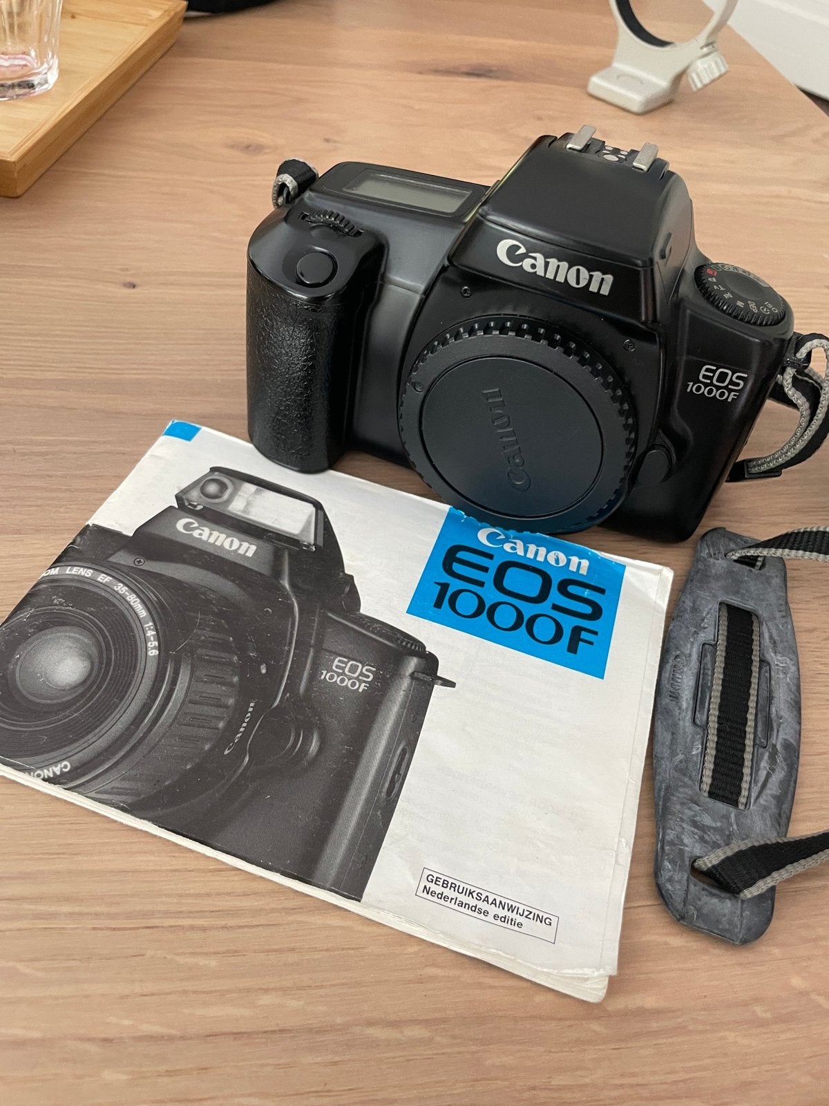 Canon EOS 1000F Spiegelreflexcamera met handleiding, Audio, Tv en Foto, Fotocamera's Analoog, Ophalen of Verzenden, Gebruikt, Spiegelreflex