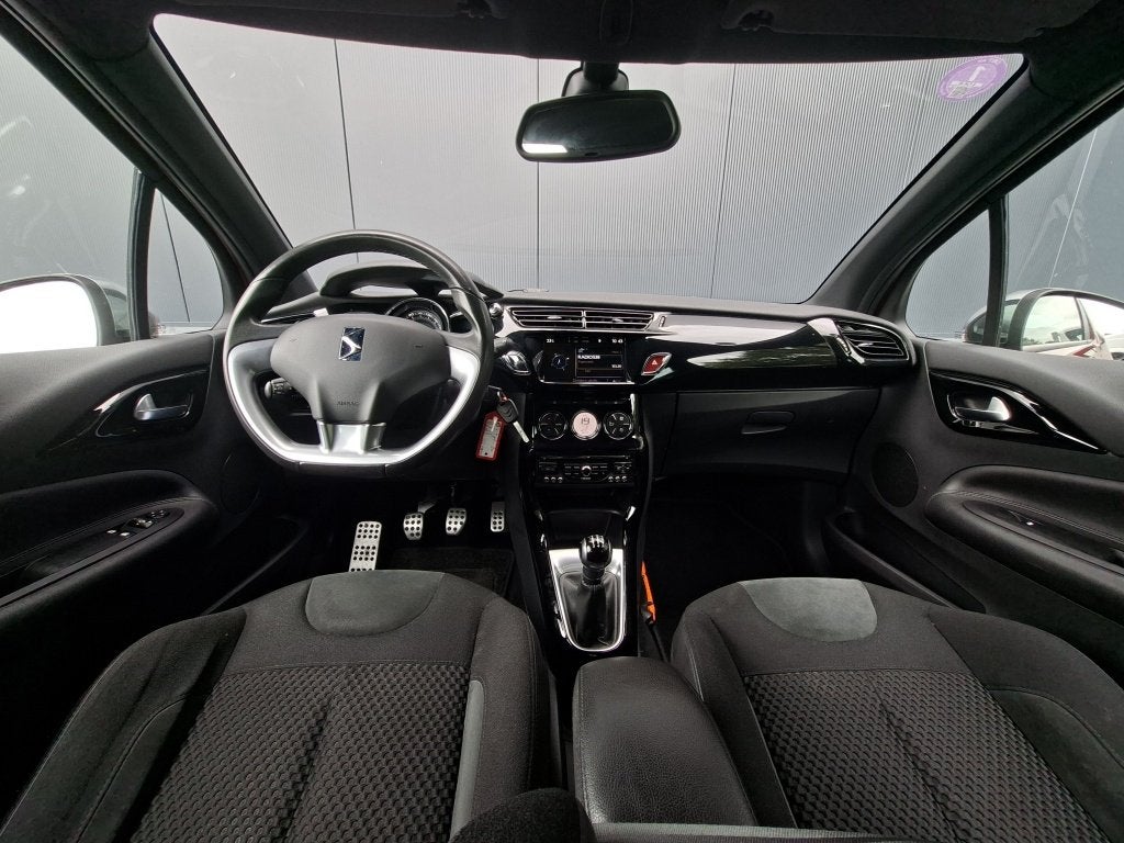 Citroën DS3 1.2 VTi So Chic | Mooie auto | Bluetooth | Park, Euro 5, Stof, Gebruikt, 31 €/maand