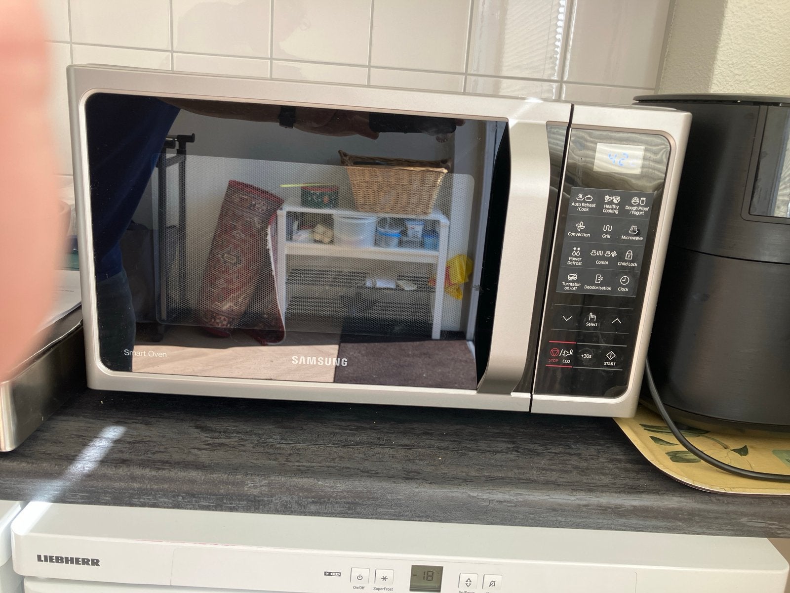 Samsung Combimagnetron - Zo goed als nieuw, Witgoed en Apparatuur, Ophalen, Combimagnetron, Grill, Zo goed als nieuw