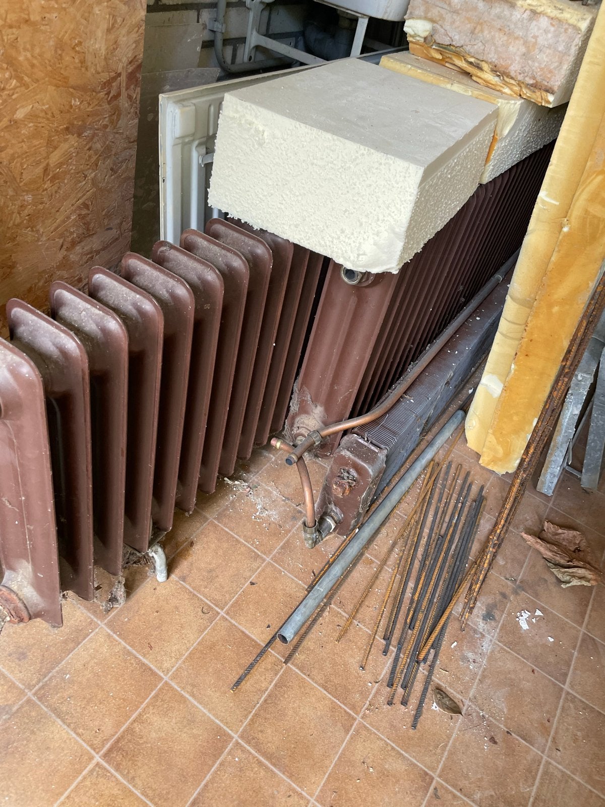 Oude radiatoren voor oud ijzer of decoratie, Ophalen, 30 tot 80 cm, Gebruikt, Radiator