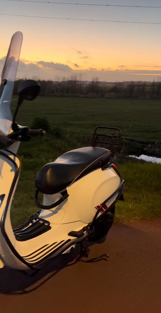 Originele vespa sprint zadelhoes, Ophalen of Verzenden, Gebruikt