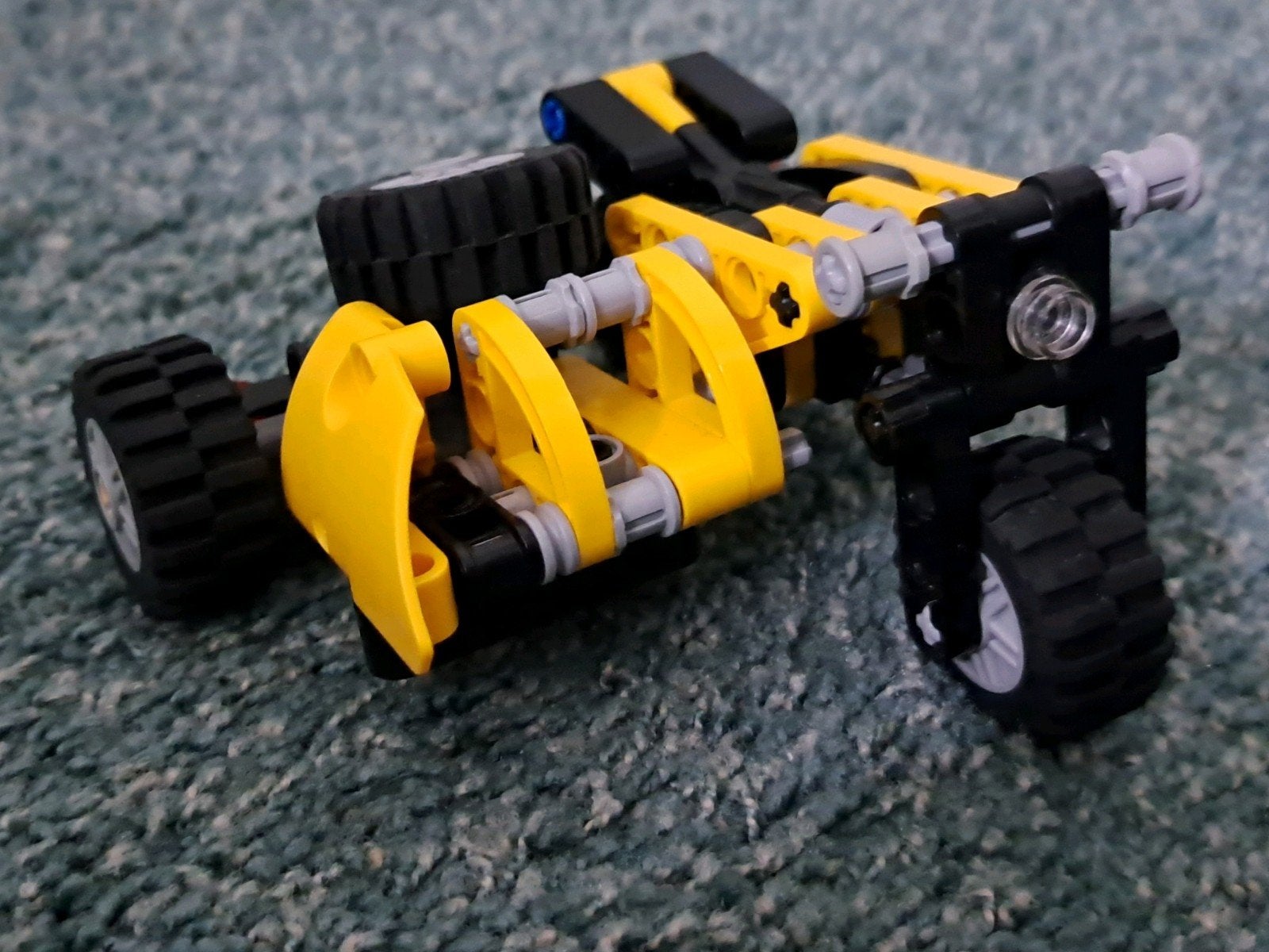 LEGO technic gele motor met zijspan, Ophalen of Verzenden, Zo goed als nieuw