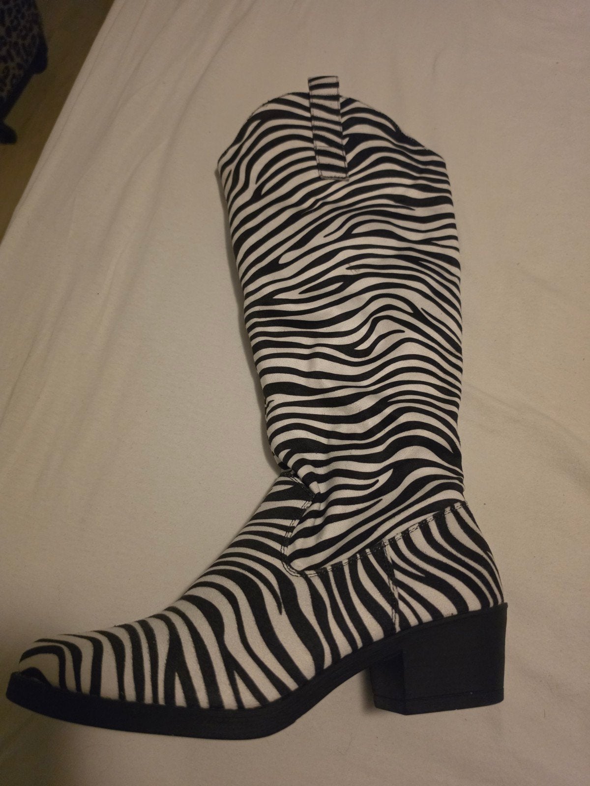Dames zebra laarzen maat 40 nieuw, Hoge laarzen, Zwart, Ophalen of Verzenden, Zo goed als nieuw