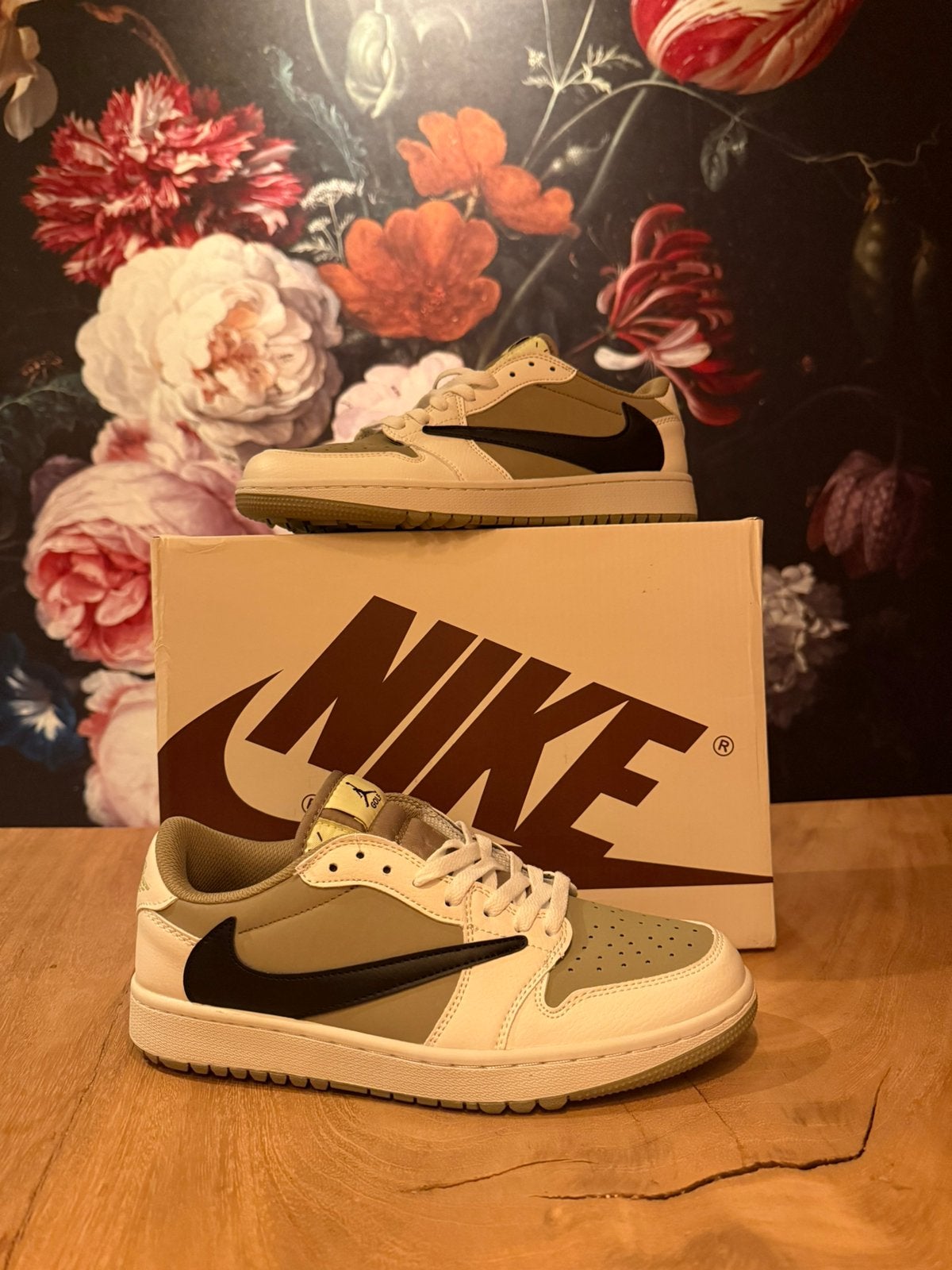 Travis scott schoenen sneakers neutral olive 39 t/m 44, Ophalen of Verzenden, Nieuw, Overige kleuren