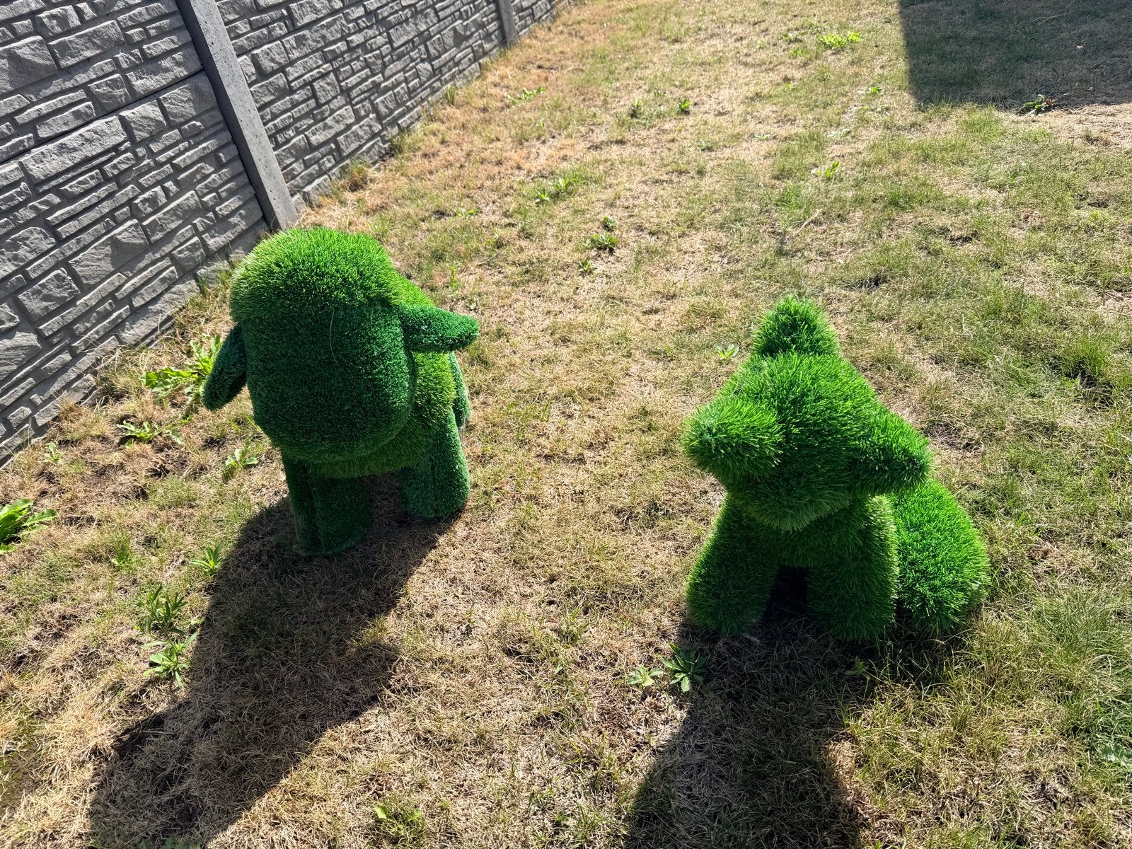 2x Tuinbeeld Graslook Schaap en vos - Intratuin, Ophalen, Zo goed als nieuw, Kunststof, Dierenbeeld