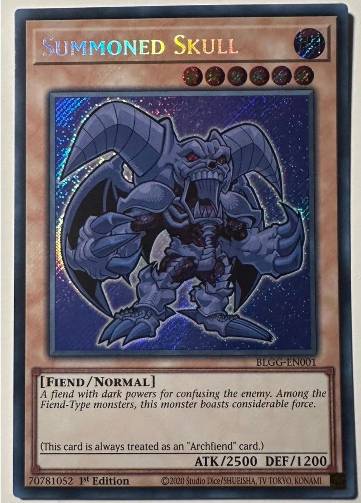 Yu-Gi-Oh! Toon Style Summoned Skull BLGG 1st Edition !, Ophalen of Verzenden, Zo goed als nieuw, Losse kaart, Foil