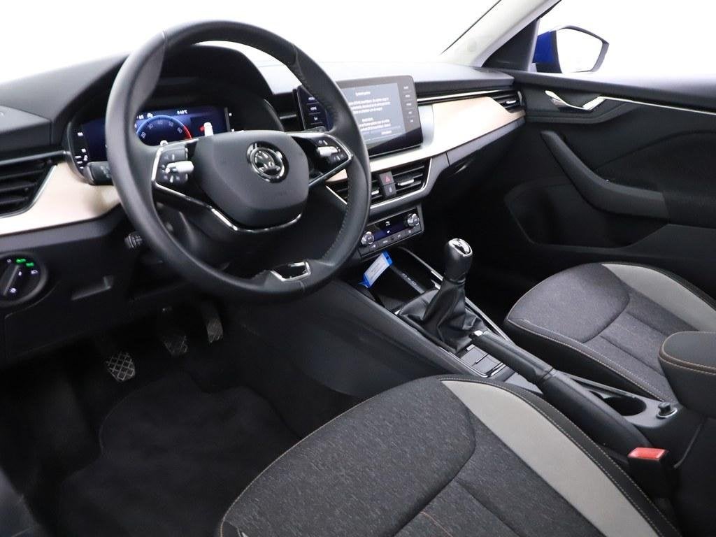 Skoda Kamiq 1.0 TSI Style Led.Matrix/VC/Ecc/Keyless/Nav, Auto's, Voorwielaandrijving, Dealer onderhouden, Stof, Euro 6