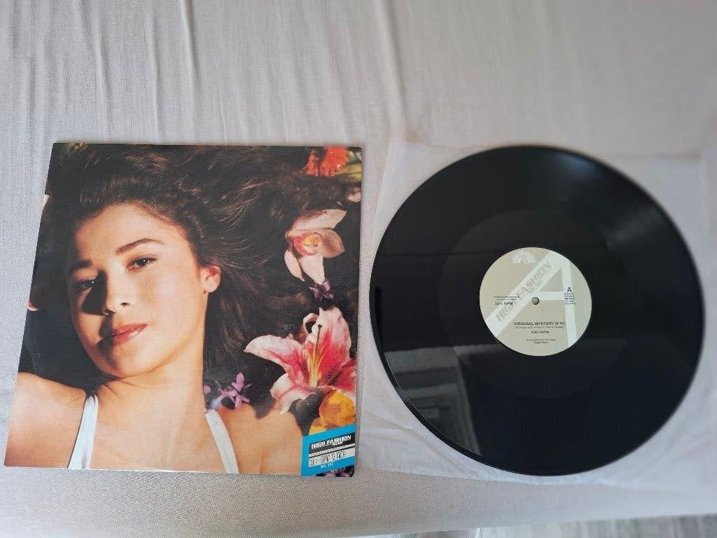 Kiki Gaida/ Virginal mystery italo disco 1987 12 inch, Zo goed als nieuw, 12 inch, R&B en Soul, Inclusief binnenhoes
