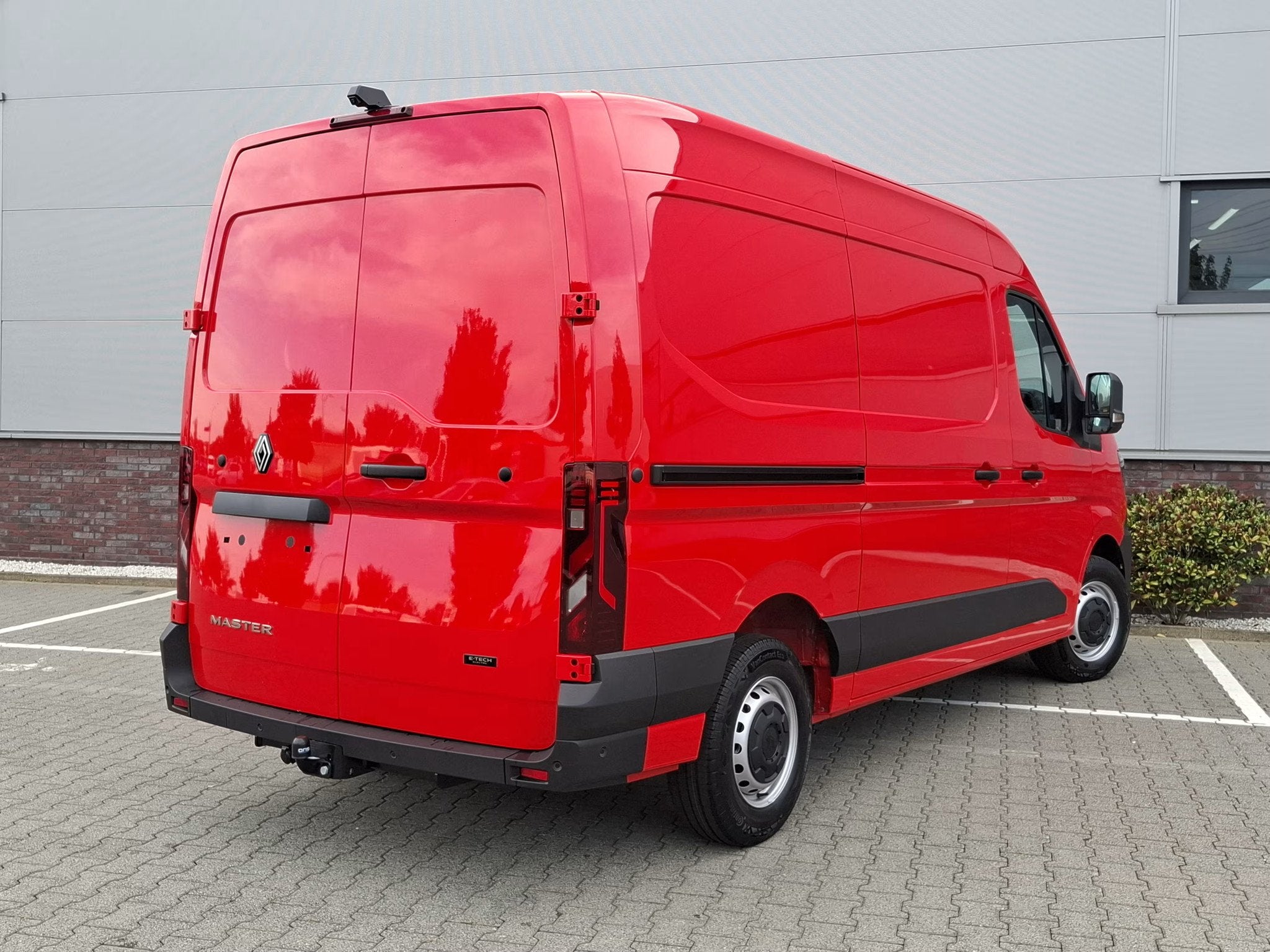 Renault Master E-Tech T35 L2H2 Advance long range 87 kWh (Wo, 397 km, Stof, Gebruikt, 143 pk