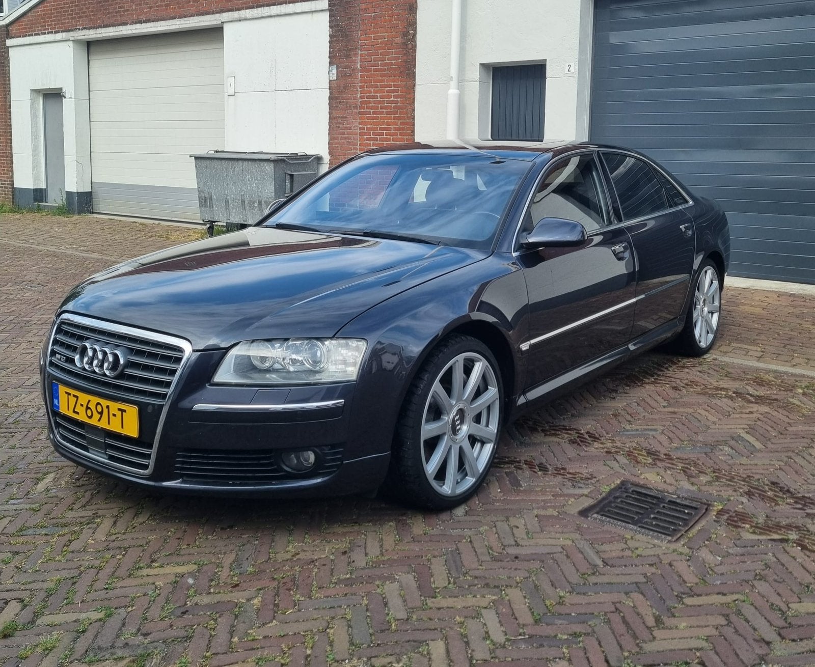 Audi A8 6.0 w12, Auto's, Audi, Particulier, A8, 4x4, ABS, Adaptive Cruise Control, Airbags, Airconditioning, Alarm, Automatische klimaatregeling