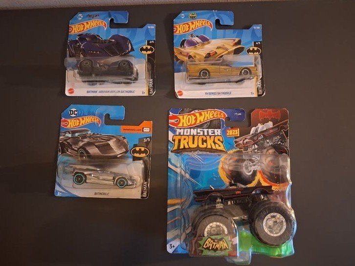 Hot Wheels Batman Batmobile Collectie (4 stuks), Ophalen of Verzenden, Nieuw