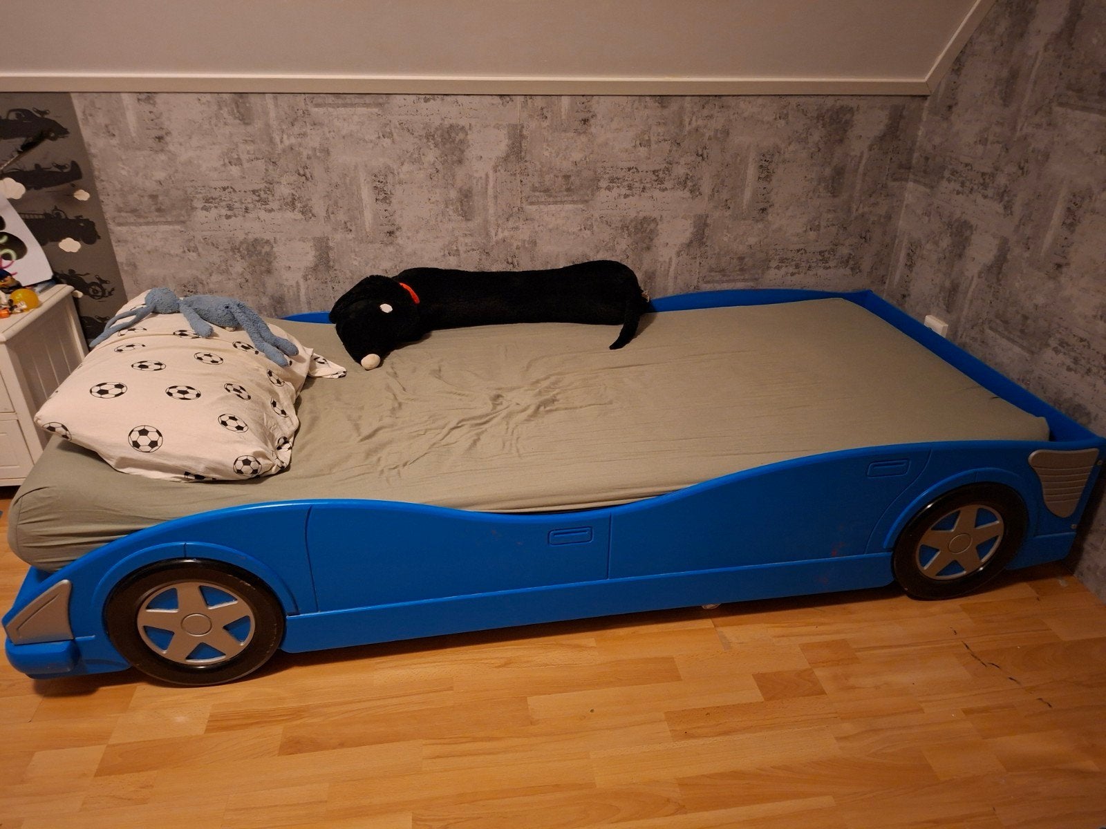 Blauw autobed voor kinderen, Huis en Inrichting, Gebruikt, 90 cm, Eenpersoons, Blauw