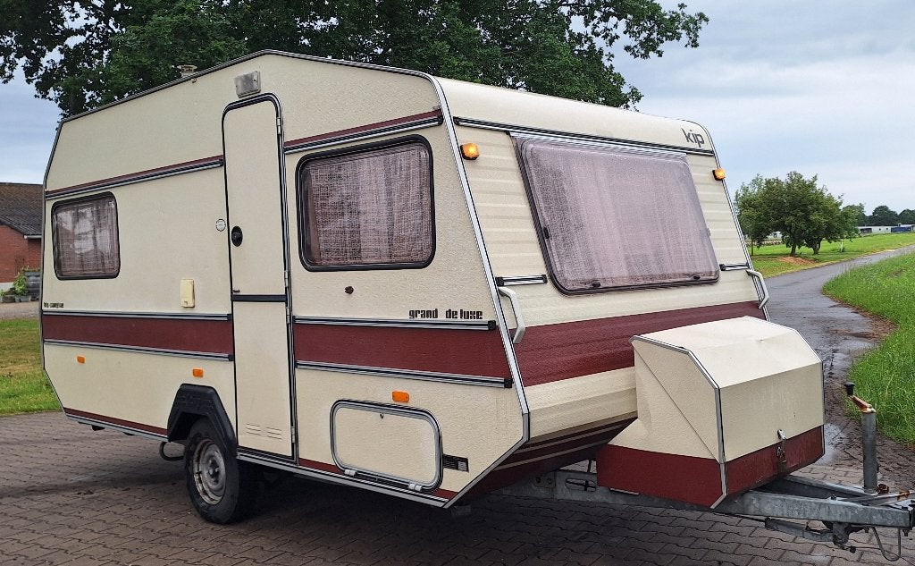 Retro Kip Grand De Luxe Caravan- ZGAN Voortent!, Caravans en Kamperen, Vast bed, Rondzit, 750 - 1000 kg, Particulier