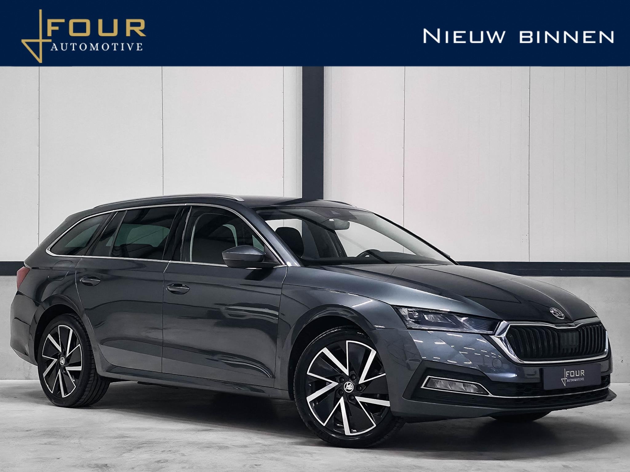 Skoda Octavia Combi 1.4 TSI iV PHEV Business Edition | NL +, Auto's, Stof, Gebruikt, Plug-in hybride, 13 kWh