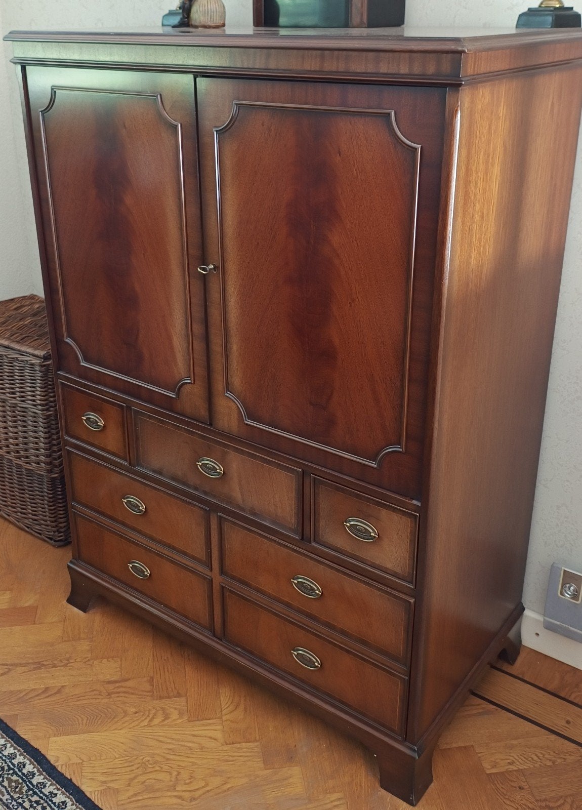 TV kast, Ophalen, 50 tot 75 cm, Minder dan 100 cm