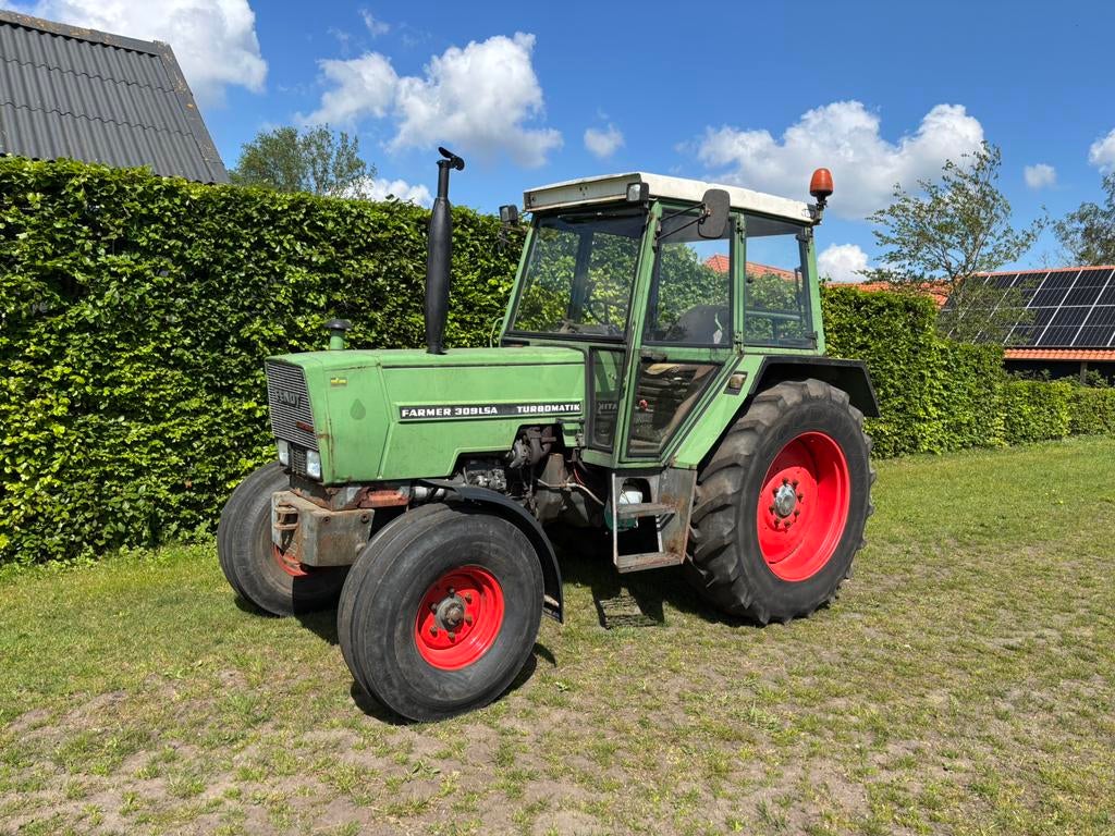 Diverse Fendt trekkers en onderdelen, Ophalen, Gebruikt, Tot 80 Pk, Fendt
