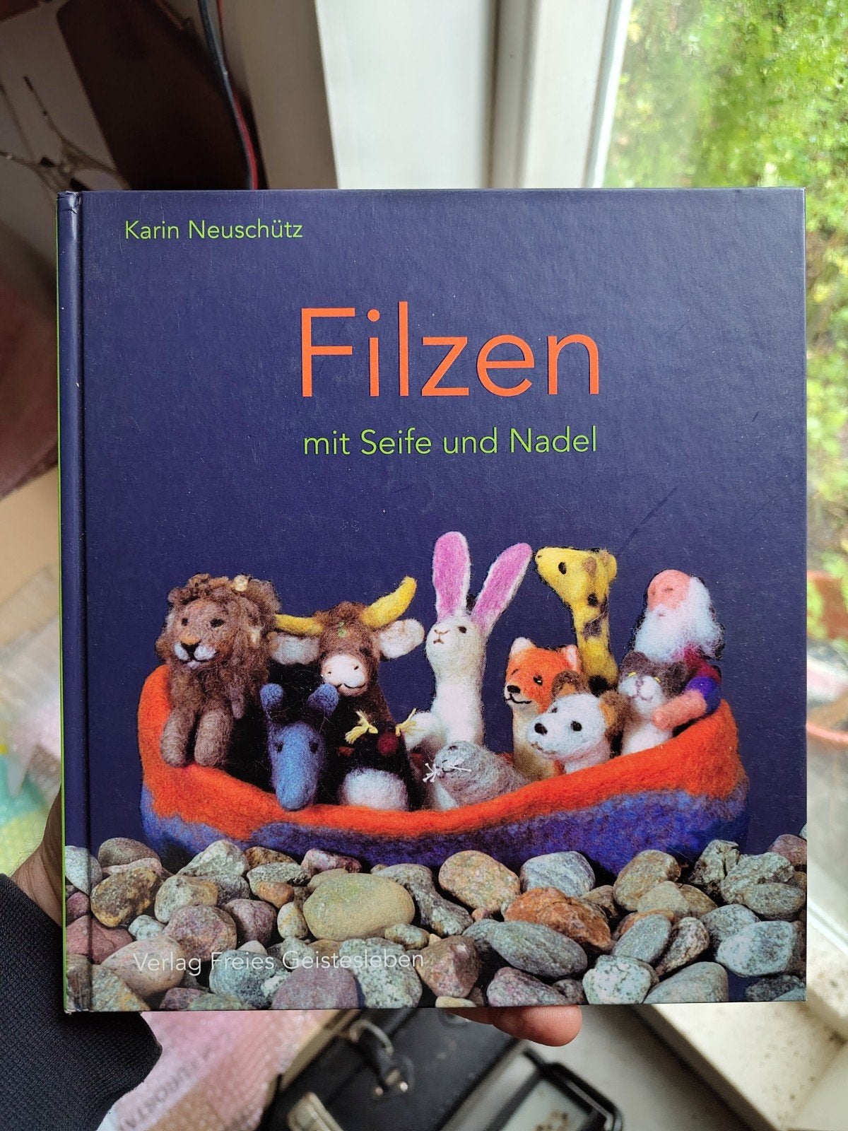 Filzen met Zeep en Naald - Karin Neuschütz, Ophalen of Verzenden, Gelezen, Overige onderwerpen, Karin Neuschütz