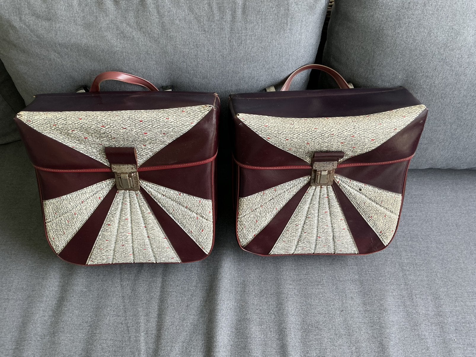 OLDTIMER SET DESIGN ZIJ TASSEN BROMFIETS VINTAGE TAS BAGAGE, Ophalen of Verzenden, Zo goed als nieuw, Overige merken