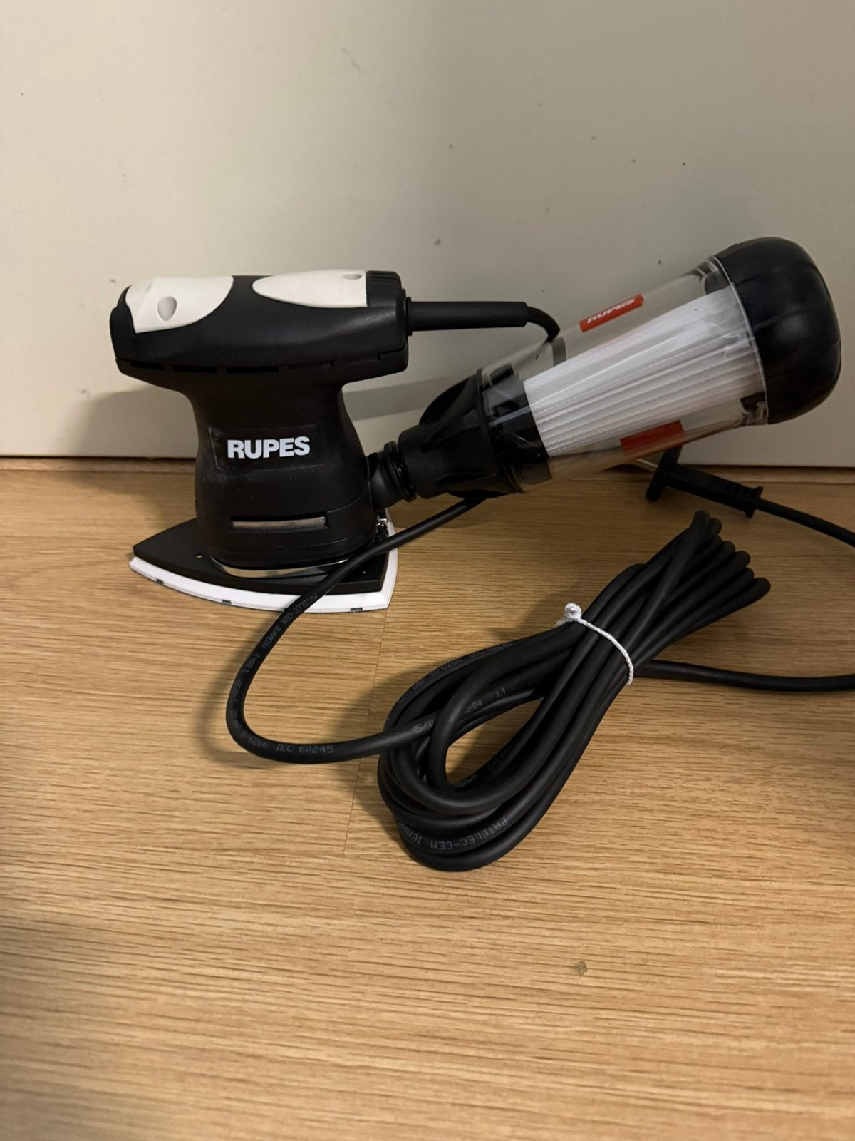 RUPES LS71T Delta Schuurmachine met Stofafzuiging, Ophalen, Nieuw, Minder dan 600 watt, Vlakschuurmachine