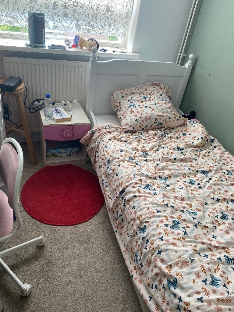 Slaapkamer, kast, stoel, matras, fietsen, koffer, en mee, Huis en Inrichting, Ophalen