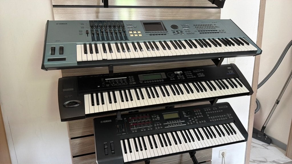 Verschillende synthesizers Met Garantie, Gebruikt, Overige aantallen, Met midi-aansluiting, Ophalen