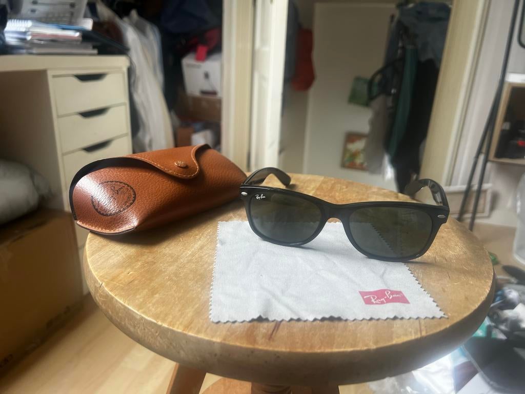 Ray-Ban zonnebril NEW WAYFARER CLASSIC (55), Gebruikt, Zonnebril, Zwart, Ophalen of Verzenden