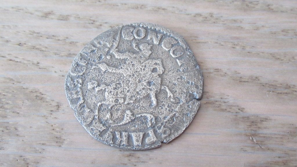 Zilveren provinciale 6 stuivers Nijmegen 1686 / bodemvondst, Vóór koninkrijk, Zilver, Losse munt, Overige waardes