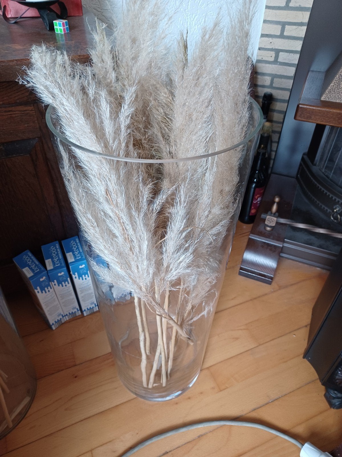 2 grote glazen vazen (65 cm hoog), Ophalen, Gebruikt, Inclusief droogbloemen, Transparant