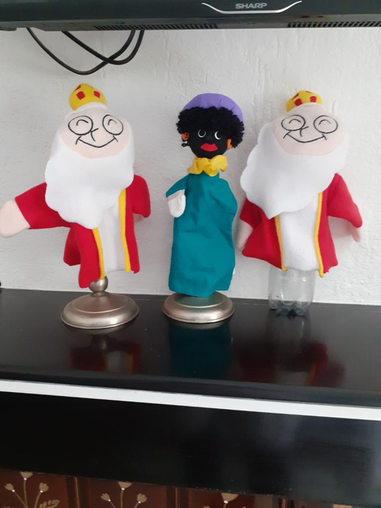 Sinterklaas handpoppen en zwarte Piet handpop 8, Ophalen of Verzenden, Zo goed als nieuw, Pop