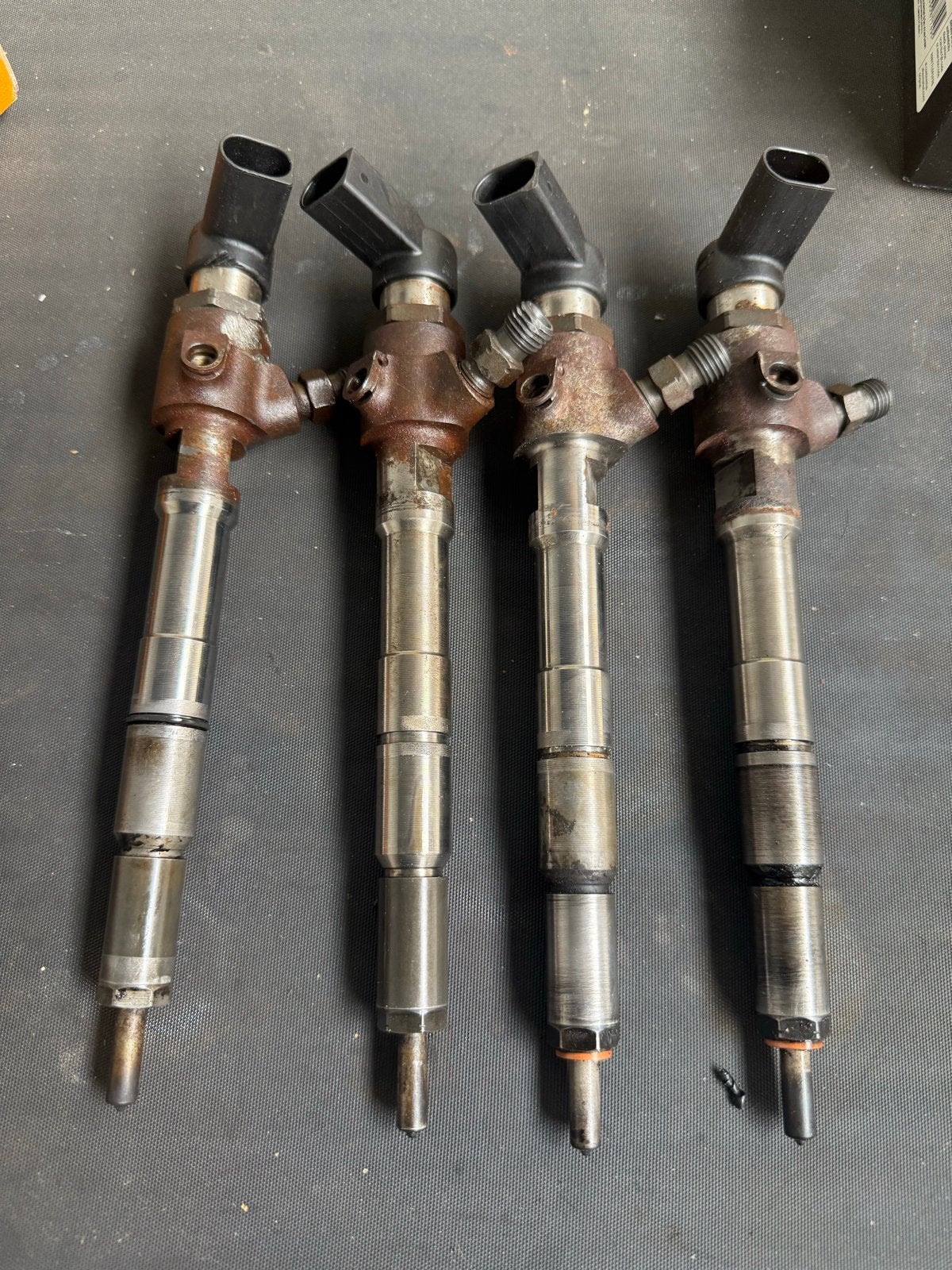 Continental injectoren verstuivers 1.6 TDI (4 stuks defect), Ophalen of Verzenden, Gebruikt, Overige automerken