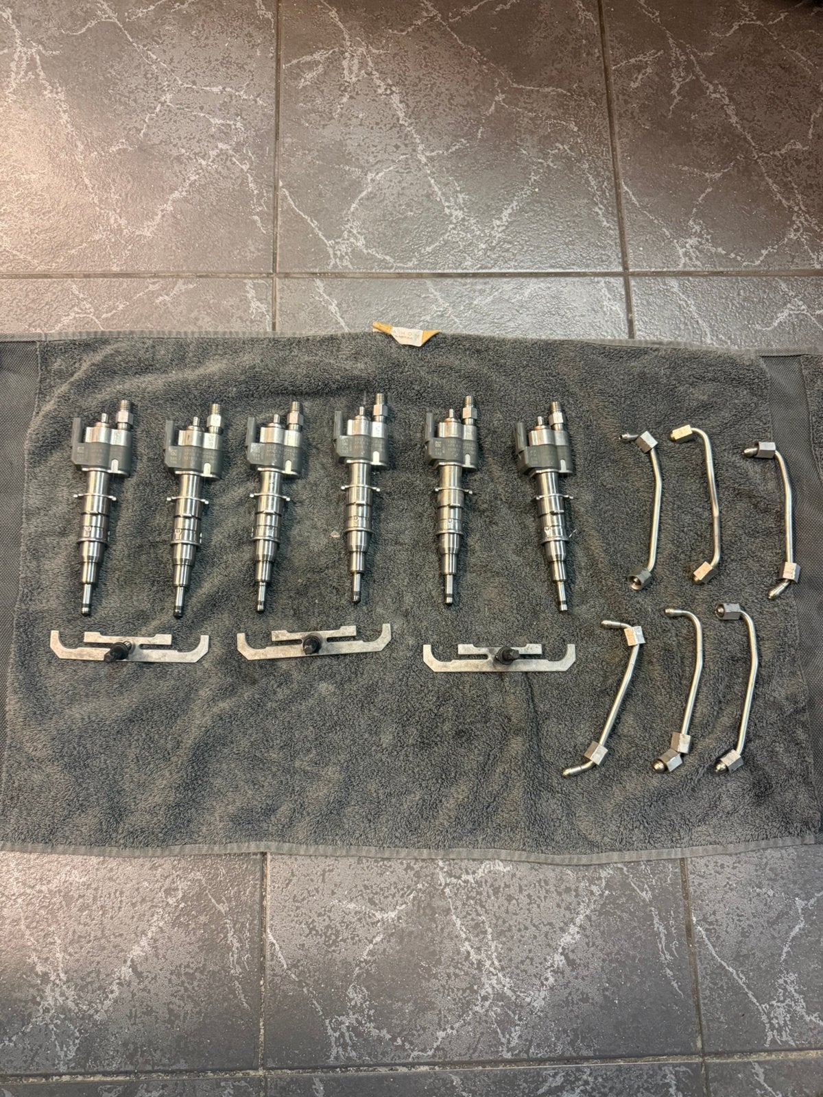 BMW N53 Set Injectoren 6 stuks Index 9 13537589048-09, Ophalen of Verzenden, Gebruikt, BMW