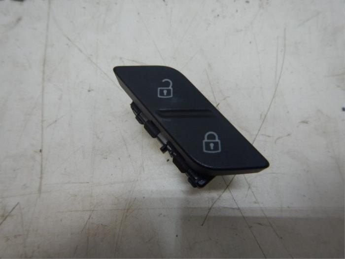 Centrale deurvergrendeling Schakelaar Volkswagen Golf (22743, Ophalen of Verzenden, Gebruikt