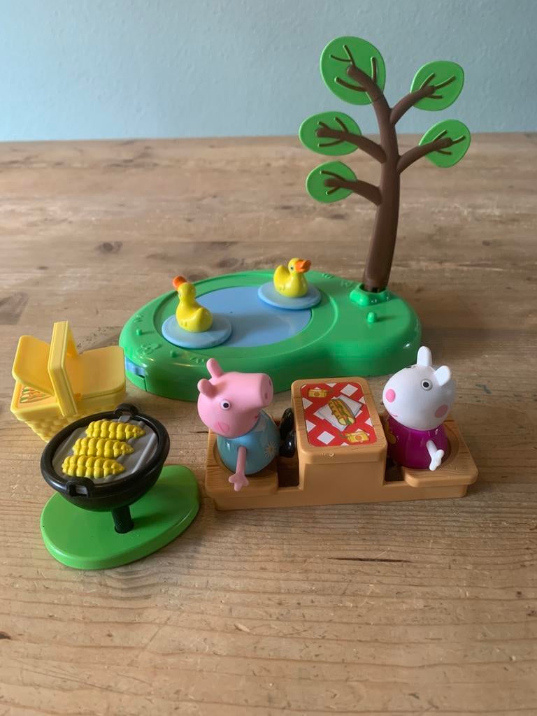 Peppa pig picknick setje, Kinderen en Baby's, Speelgoed | Fisher-Price, Ophalen, Zo goed als nieuw, Speelset