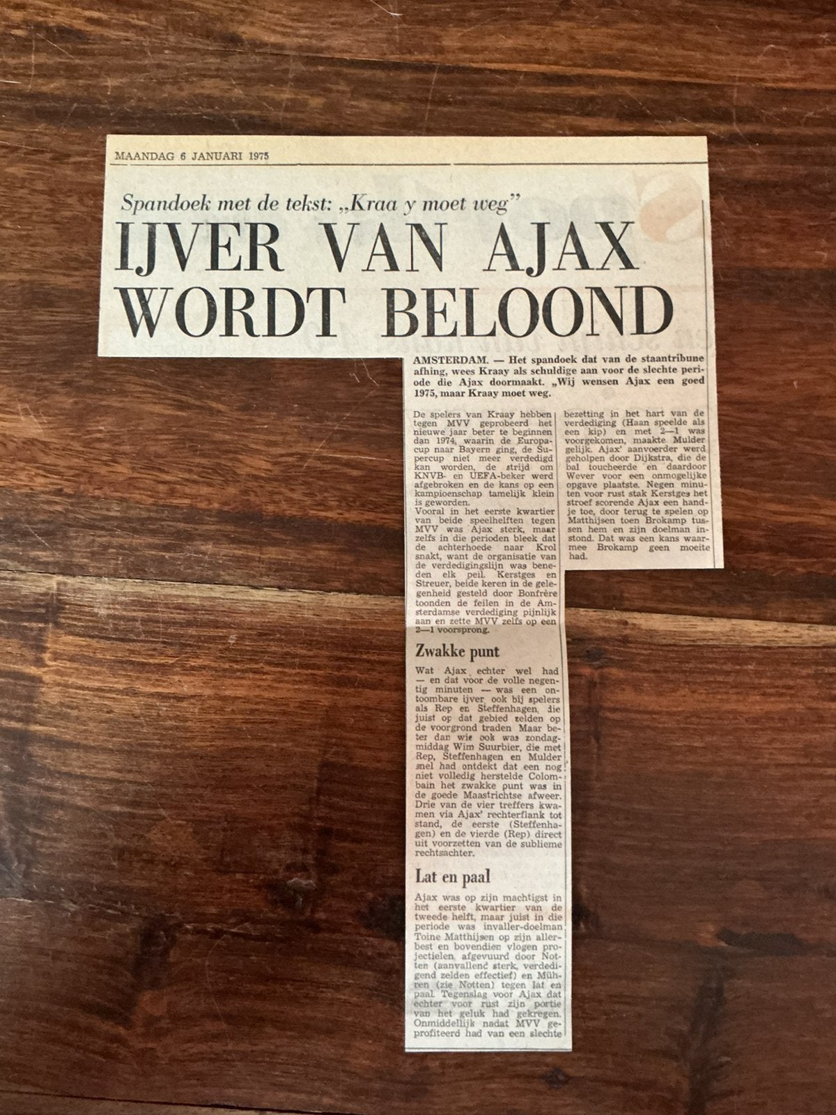 Voetbal krantenartikel Ajax MVV januari 1975, Ophalen of Verzenden, Knipsel(s)