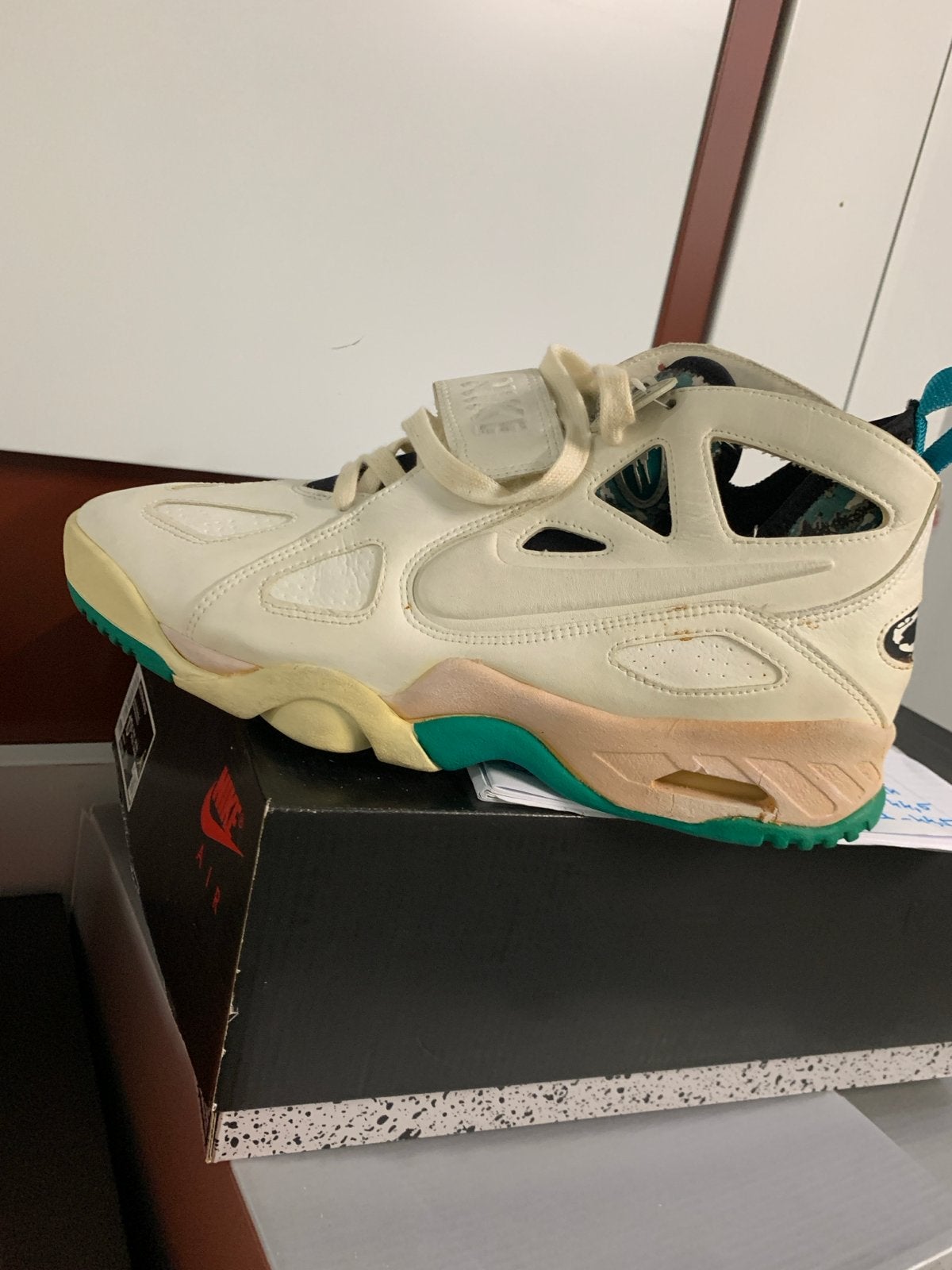 NIKE AIR CHALLENGE FUTURE-‘Agassi 93”/Vintage/Tennis/Size 45, Wit, Ophalen of Verzenden, Sneakers of Gympen, Zo goed als nieuw