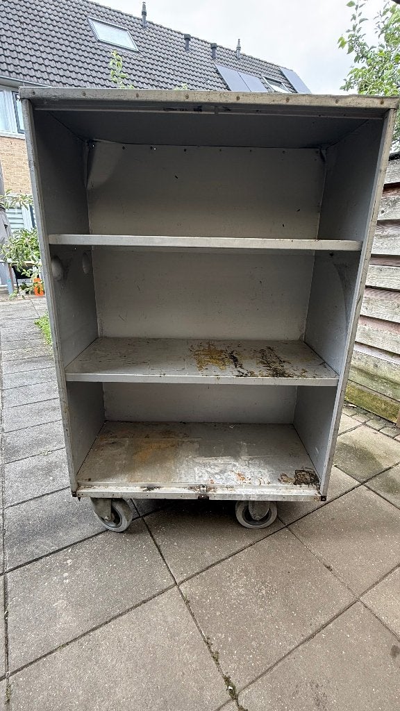 Aluminum kast op wielen, Ophalen, Gebruikt