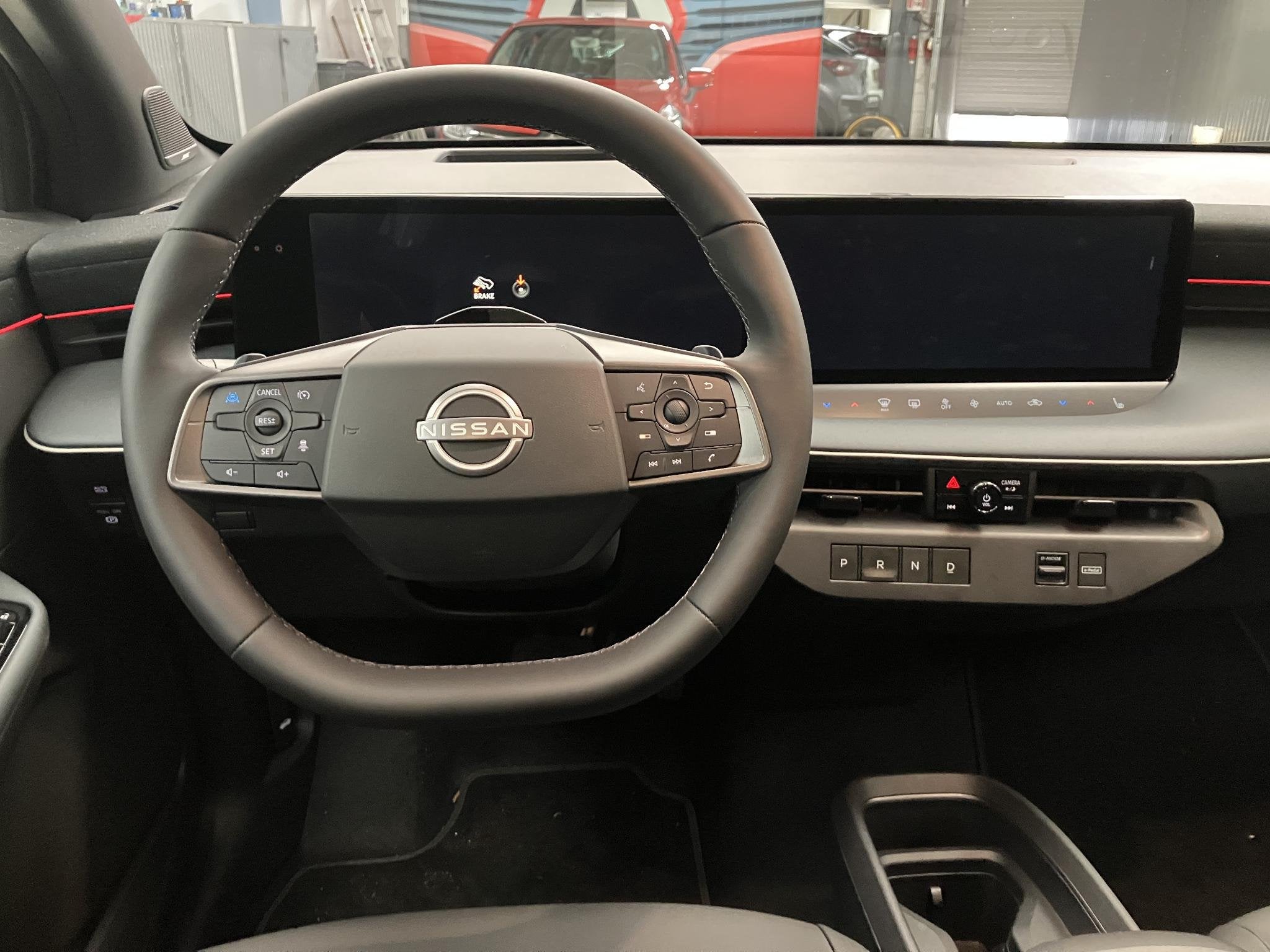 Nissan LEAF Evolve 52 kWh / €2.000,- Nissan Introductievoo, 451 km, 177 pk, Zilver of Grijs, Te koop