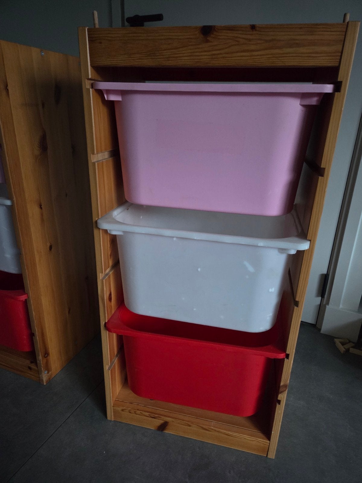 IKEA Trofast kast bruin hout met 3 bakken, Kinderen en Baby's, Kinderkamer | Commodes en Kasten, Ophalen of Verzenden, Gebruikt